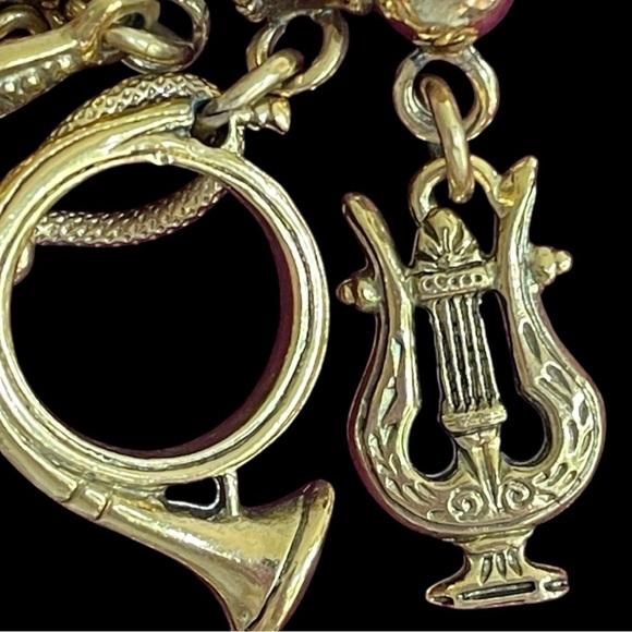 Vintage chatelaine double brooch, Victorian or Victorian inspired, music themed - Picture 6 of 10